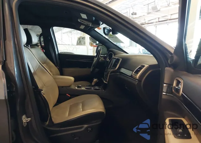 1C4RJFBG5HC607426: 44194896