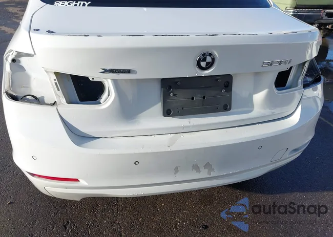 WBA3B3G57FNR87604: 44194900