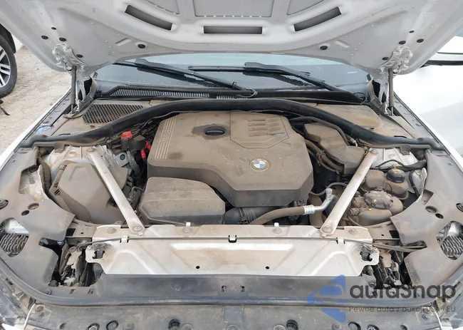 WBA63AV08NFM01152: 44194941