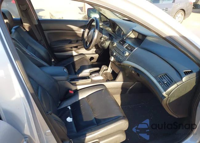 1HGCP2F65BA153066: 44194026