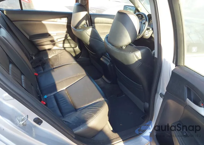 1HGCP2F65BA153066: 44194026