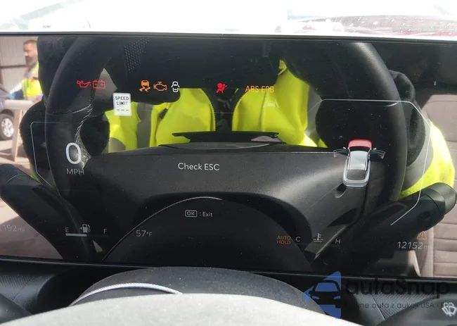 3KPFU4DE8SE038713: 44194142