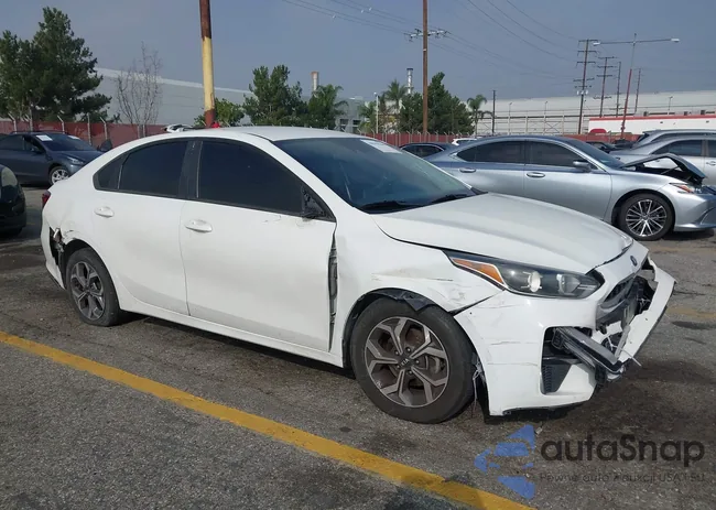 3KPF24AD0LE203902: 44194166