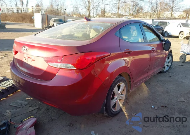 5NPDH4AE0DH305776: 44194232