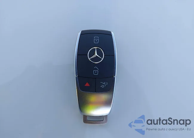 W1N0G8DB6MF872877: 44194256