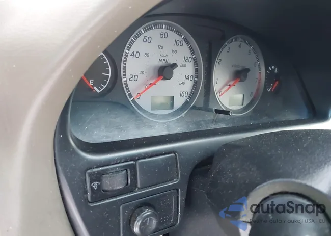 JN1DA31D93T522679: 44194289