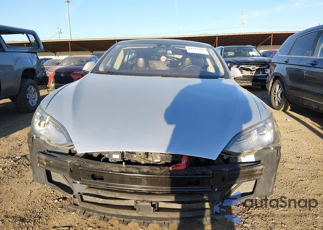 5YJSA4H25FFP68750: 44194308