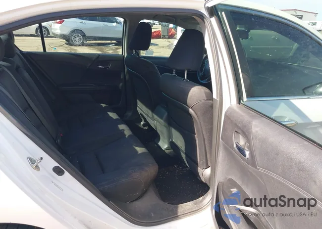 1HGCR2F55EA001147: 44194331