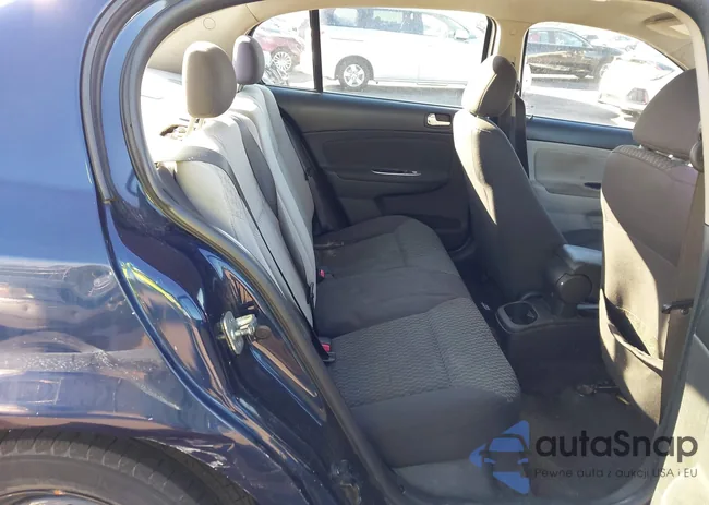 1G1AD5F52A7151013: 44194355