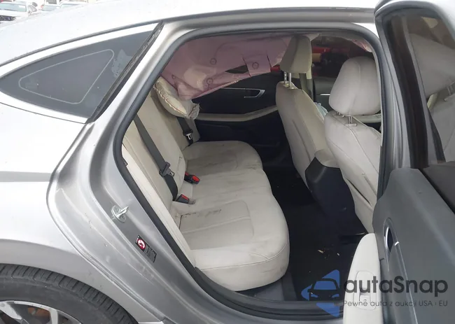 KMHL64JA1MA152116: 44194376