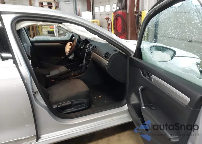 1VWAS7A32GC041350: 44195419