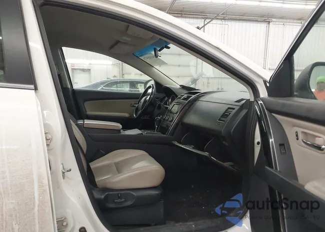 JM3TB3CA5E0433633: 44195476