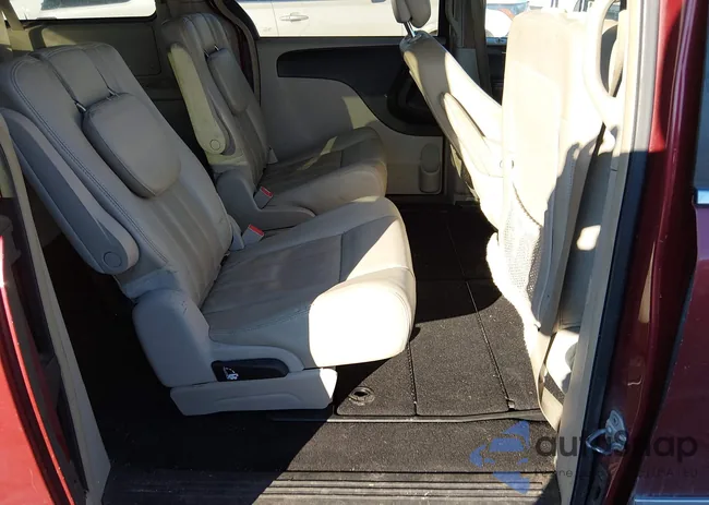 2C4RC1BG3CR278948: 44195513