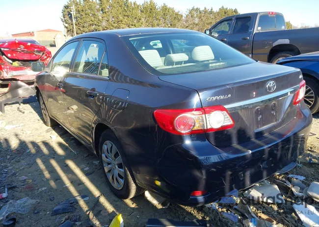 2T1BU4EE1DC967561: 44195521