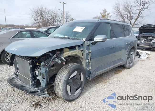 KNDAFFS56R6033660: 44195540