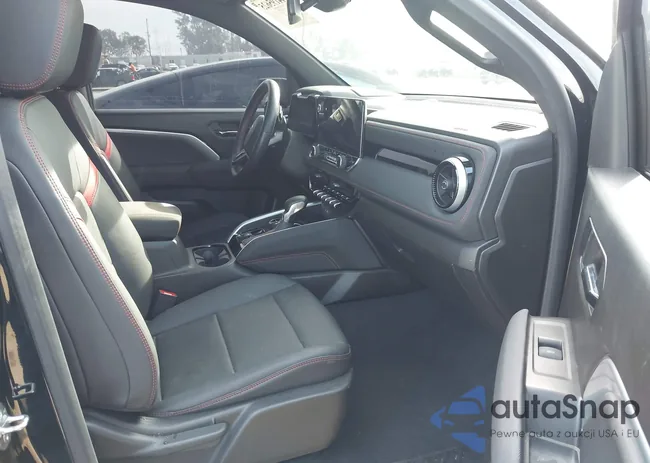 1GCPTDEK5R1200936: 44195625