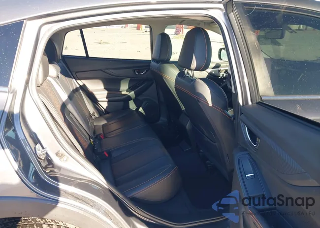 JF2GTHNC4M8281817: 44195671