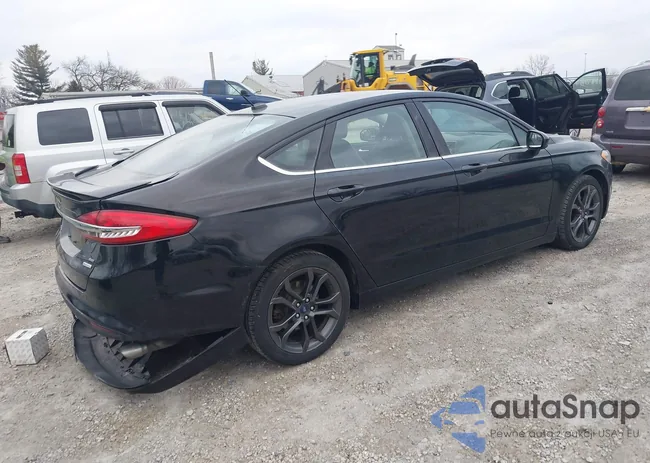 3FA6P0HD8JR284529: 44195677