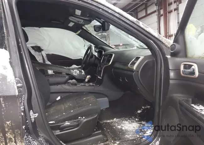 1C4RJFAG8HC889627: 44195710