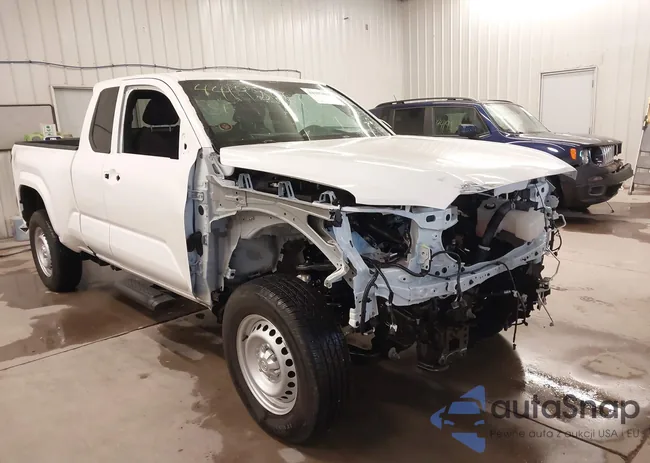 3TYJDAHN0ST023295: 44195804