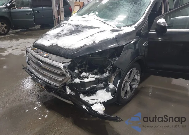 1FMCU9G99HUA23884: 44195828