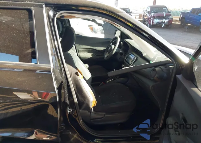 3N1CP5CUXJL540967: 44195834