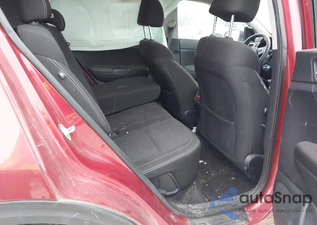 KNDPMCAC3J7371479: 44195933