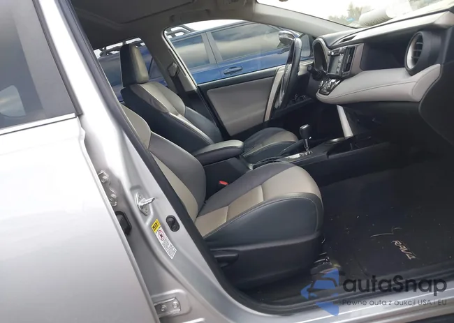 2T3YFREV7FW227877: 44195981