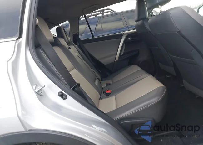 2T3YFREV7FW227877: 44195981