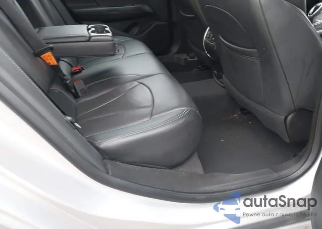 1G4ZR5SS9JU129093: 44195990