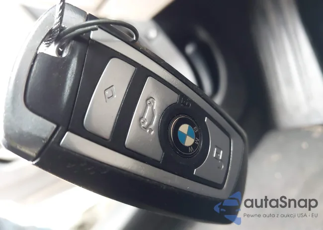 WBAKB8C55CC963002: 44195000