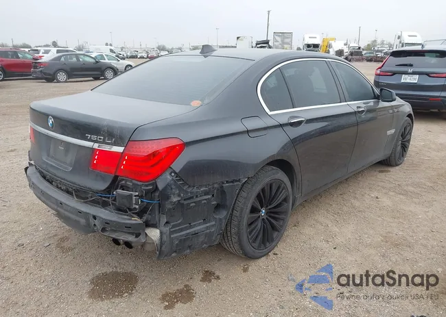 WBAKB8C55CC963002: 44195000