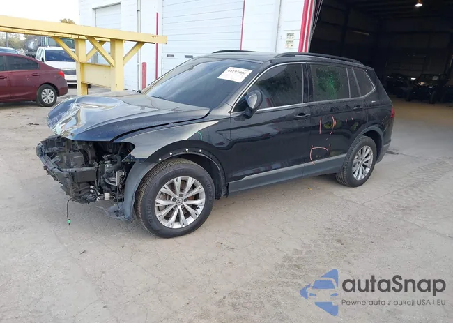 3VV3B7AX7JM009872: 44195008