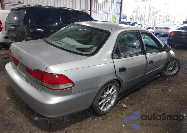 1HGCF85481A105064: 44195076