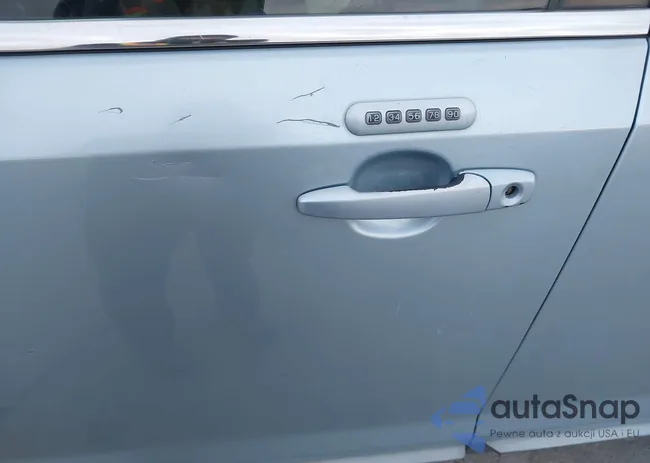 2LMDU88C48BJ06819: 44195103