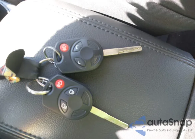 1FMCU0F73EUD42091: 44195106