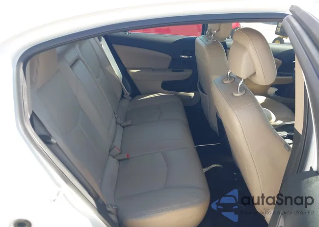 1C3CCBCG0CN188717: 44195123