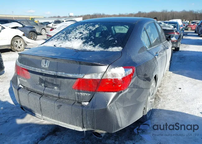 1HGCR2F51DA224543: 44195146