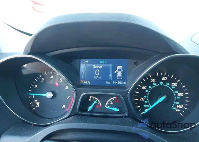 1FMCU9GX6EUE08832: 44195176