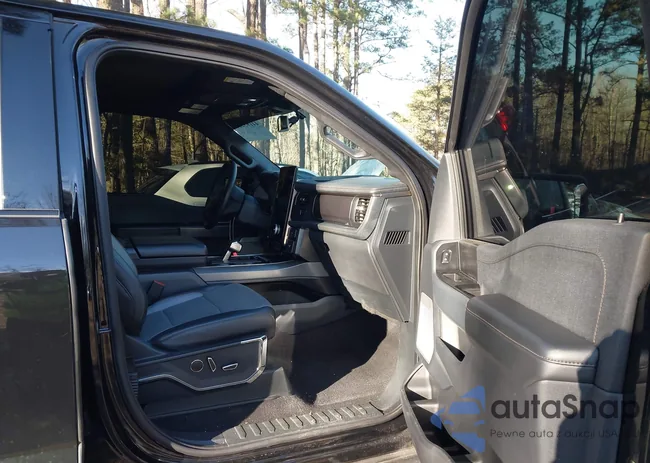 1FT6W1EV8PWG33372: 44195266