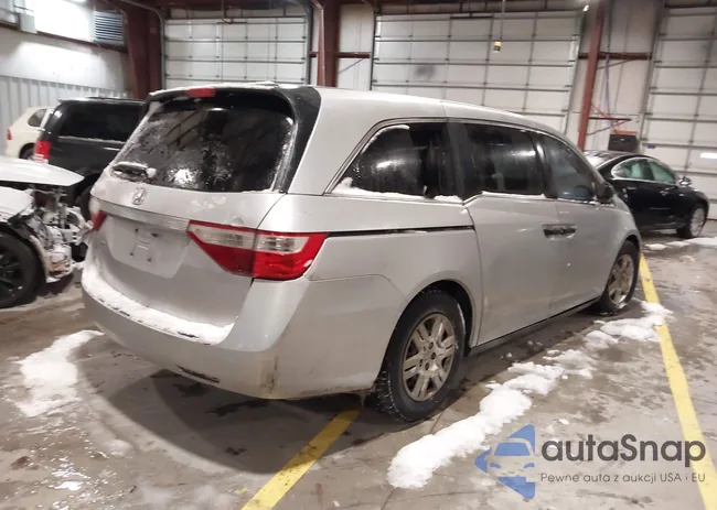 5FNRL5H25CB048035: 44195364