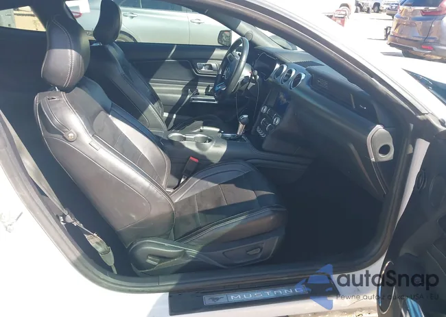 1FA6P8TH0L5154646: 44196459