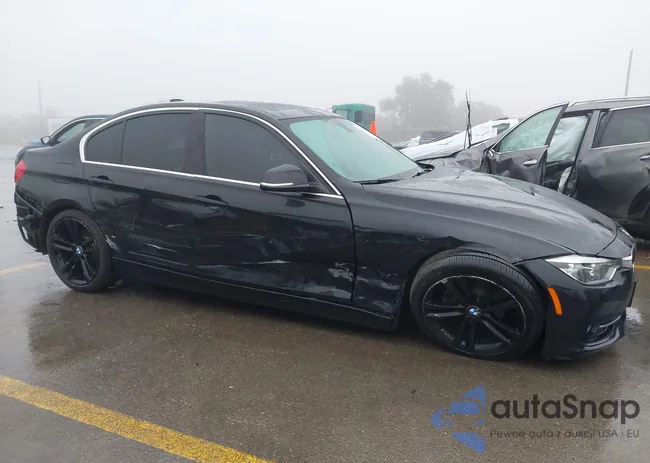 WBA8D9G51JNU71735: 44196527