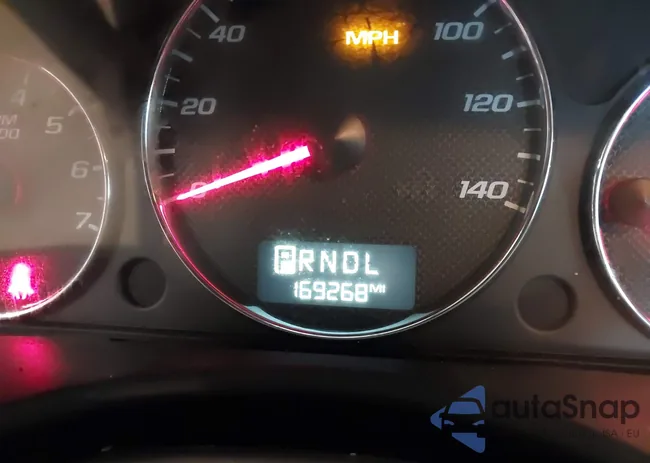 1G1ZT618X6F286752: 44196582