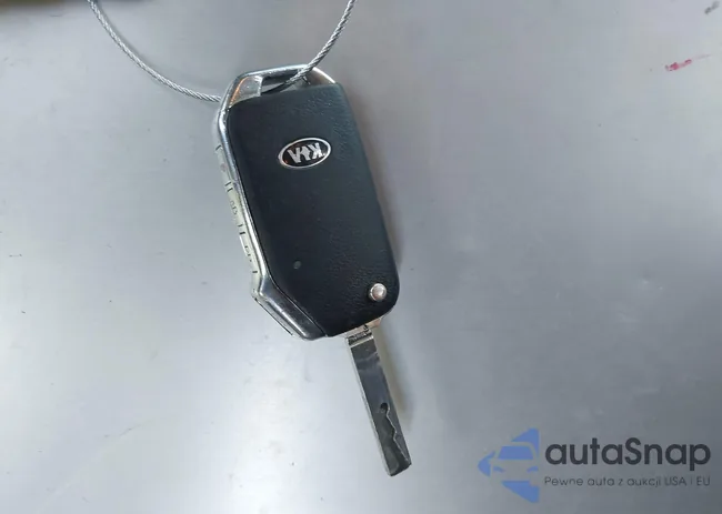 3KPF24AD2ME273273: 44196620