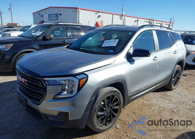 3GKALMEG7PL272975: 44196740