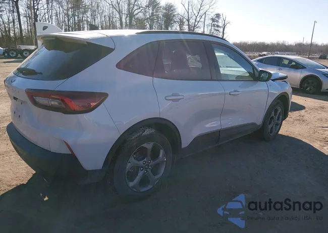 1FMCU0MN4SUB23721: 44196748