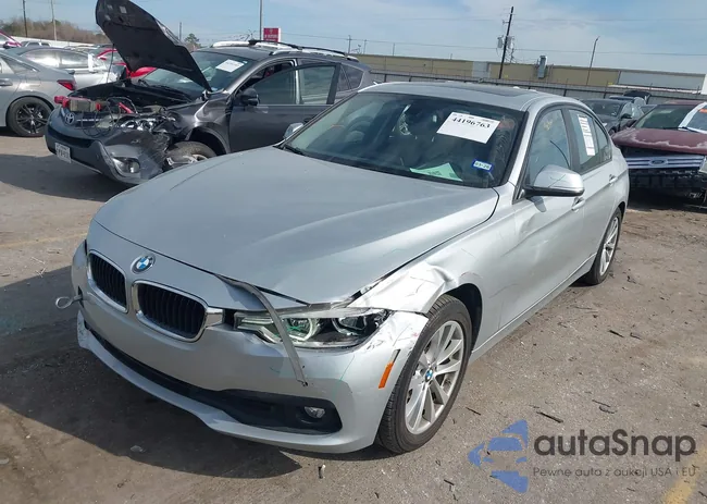 WBA8A9C55JAH14407: 44196763