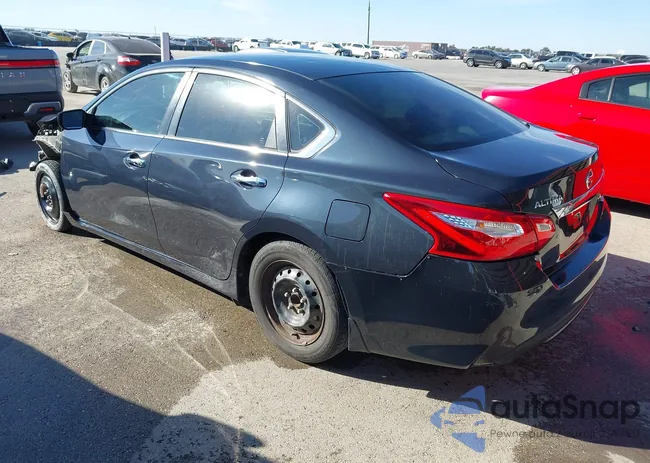 1N4AL3AP4HN320645: 44196809