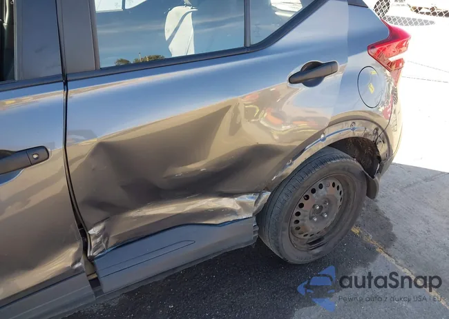 3N1CP5CU1JL521367: 44196836